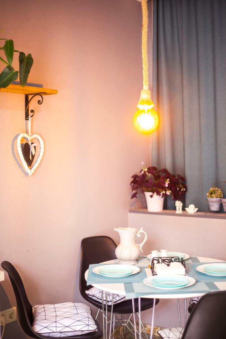 Firuzi Apartment Tbs Tbilisi ภายนอก รูปภาพ