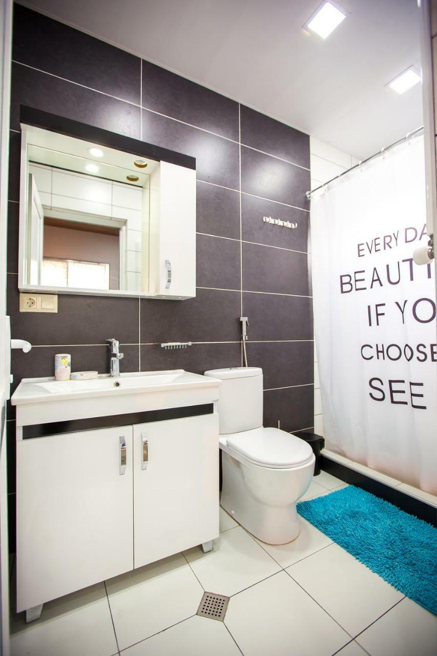 Firuzi Apartment Tbs Tbilisi ภายนอก รูปภาพ