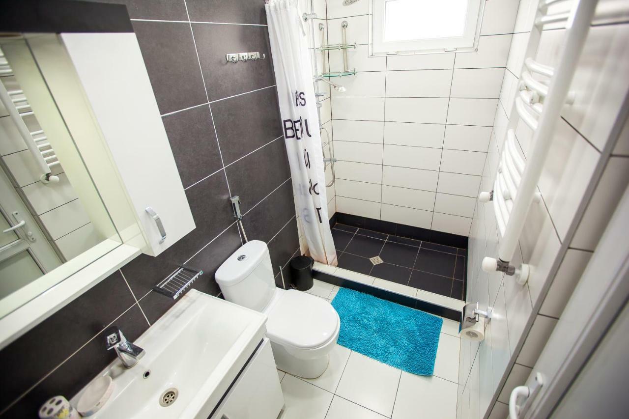 Firuzi Apartment Tbs Tbilisi ภายนอก รูปภาพ
